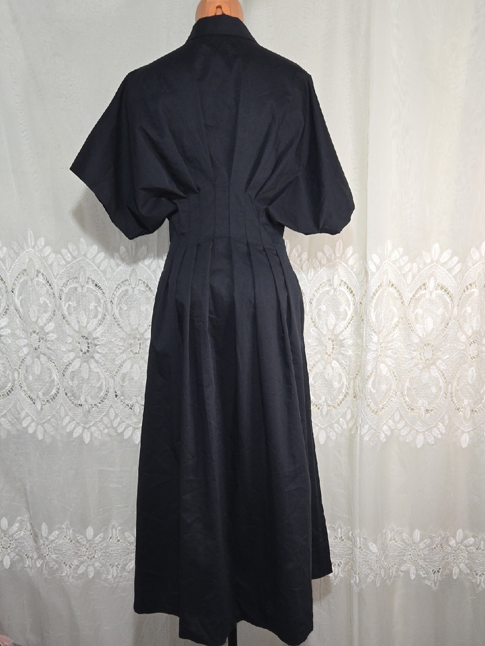 Exquise Tobie Solid Black Button-Front Midi Dress Sz Small Shirt Dress - Picture 4 of 6